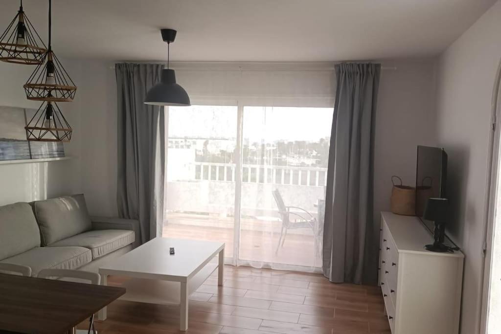 Apto. Vacacional “El Balcon De Las 4 Lunas” Costa Teguise Luaran gambar