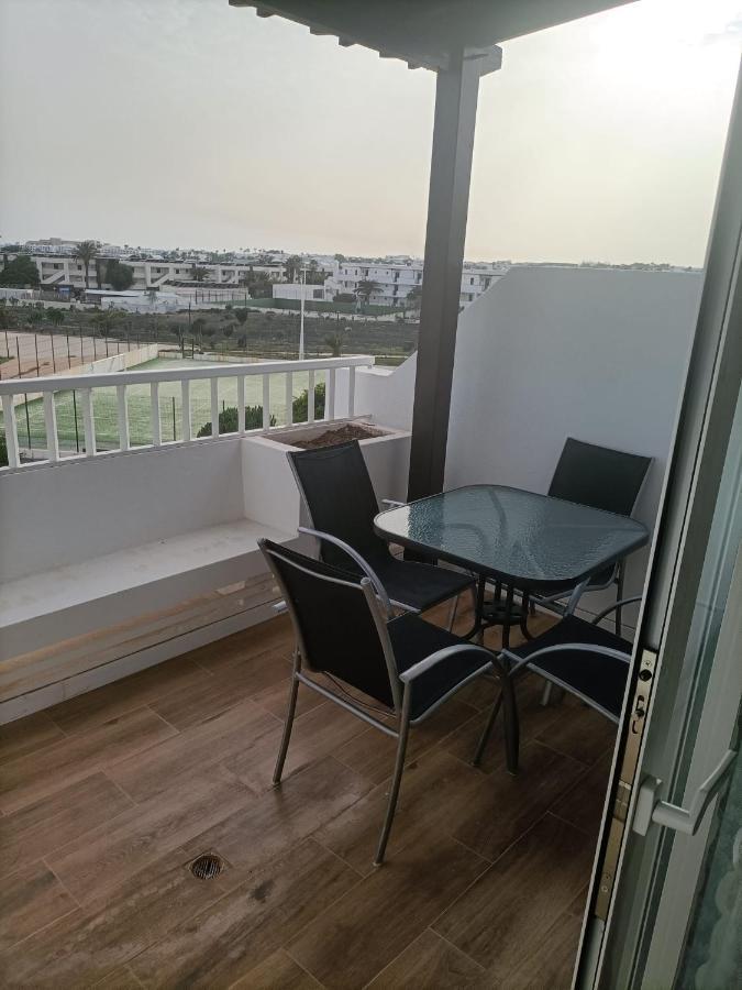 Apto. Vacacional “El Balcon De Las 4 Lunas” Costa Teguise Luaran gambar